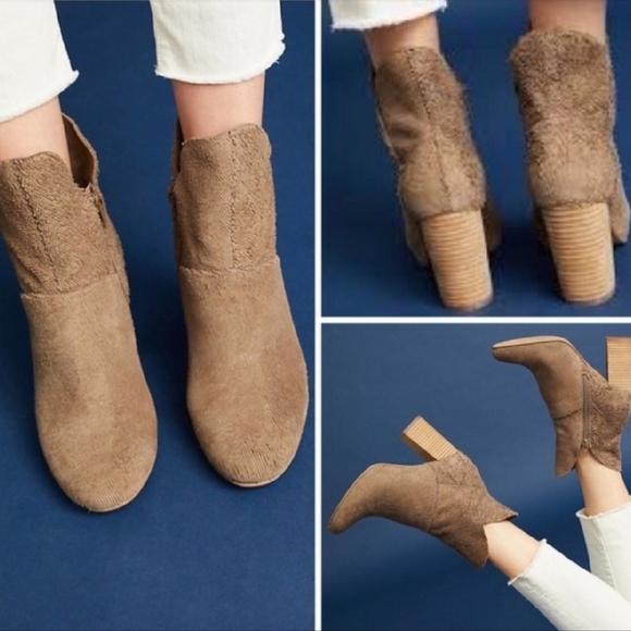 Modern Chic Seychelles Textured Suede Ankle Booties - Picture 2 of 5